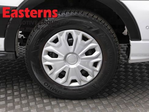 Used 2023 Ford Transit 350 XLT RWD image 30