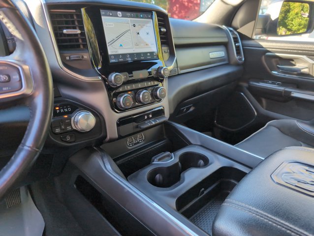 Used 2024 RAM 1500 Laramie AWD/4WD image 17
