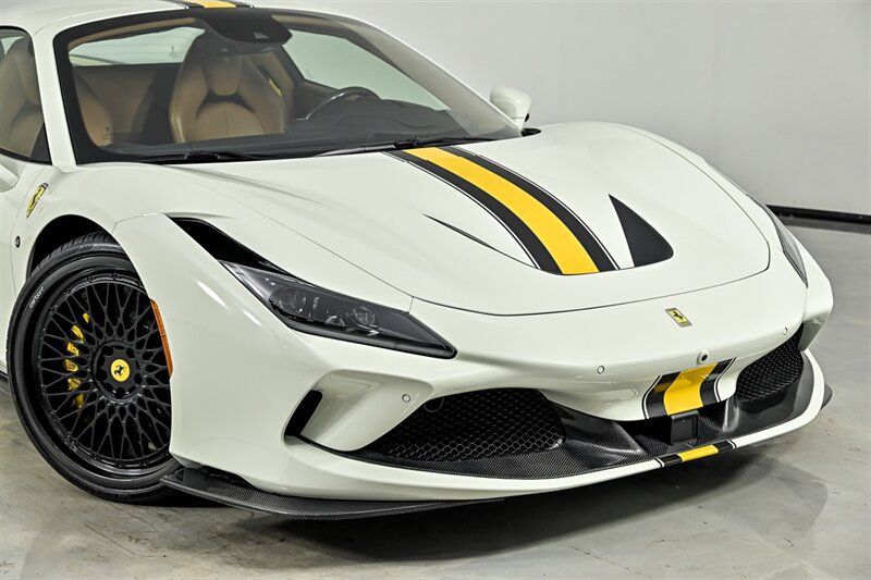 Used 2022 Ferrari F8 Tributo RWD image 2