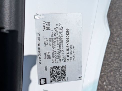 Used 2024 Chevrolet Camaro LT w/ Technology Package RWD image 36