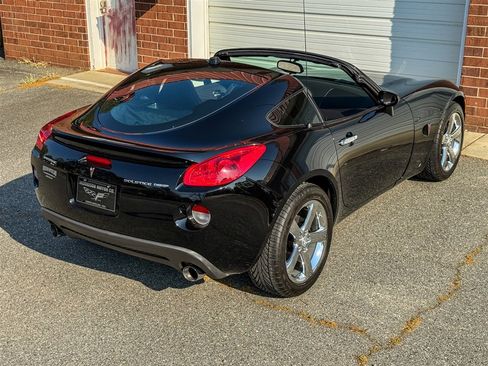 Used 2009 Pontiac Solstice GXP w/ Premium Package RWD image 38