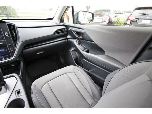 Used 2024 Subaru Crosstrek 2.0i AWD/4WD image 10