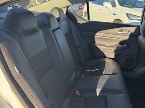 Used 2024 Nissan Altima 2.5 SR image 13
