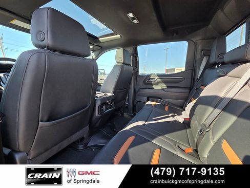 Used 2024 GMC Sierra 1500 AT4 w/ Technology Package AWD/4WD image 27