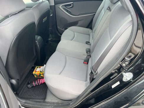 Used 2013 Hyundai Elantra GLS FWD image 11