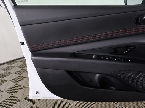 Certified 2025 Hyundai Elantra N Line FWD image 23