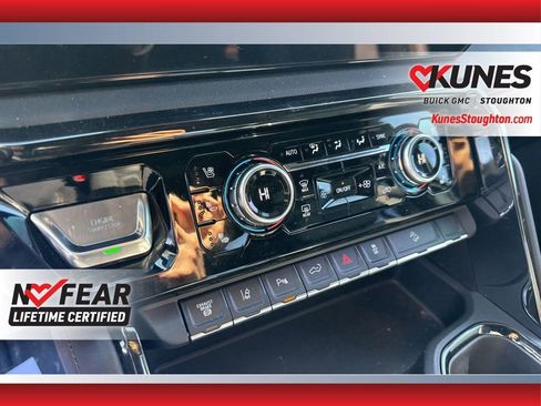 Used 2025 GMC Sierra 2500 AT4 AWD/4WD image 29