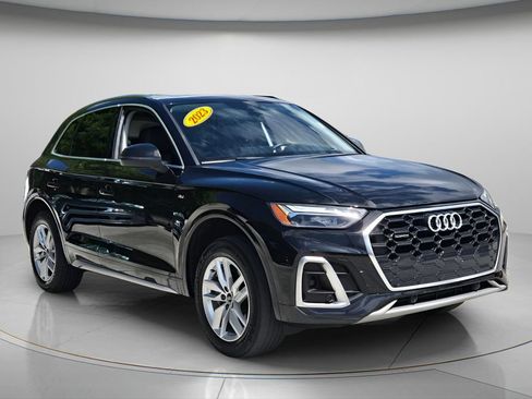 Used 2023 Audi Q5 2.0T Premium w/ Convenience Package AWD/4WD image 9
