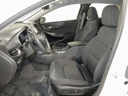 Certified 2024 Chevrolet Malibu LT image 9