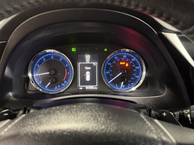 Used 2019 Toyota Corolla SE FWD image 27