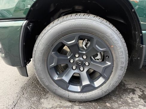 New 2026 RAM 1500 Express AWD/4WD image 10