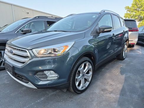 Used 2019 Ford Escape Titanium AWD/4WD image 2
