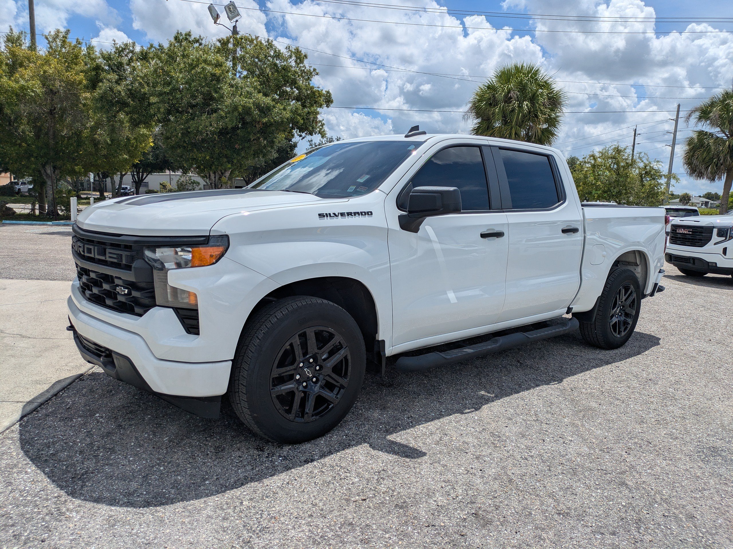 Used 2023 Chevrolet Silverado 1500 Custom w/ Rally Edition RWD image 8