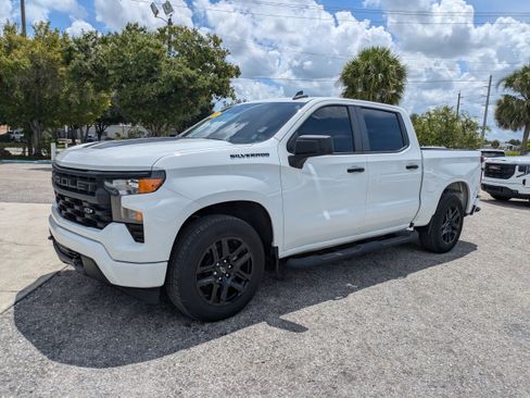 Used 2023 Chevrolet Silverado 1500 Custom w/ Rally Edition RWD image 8