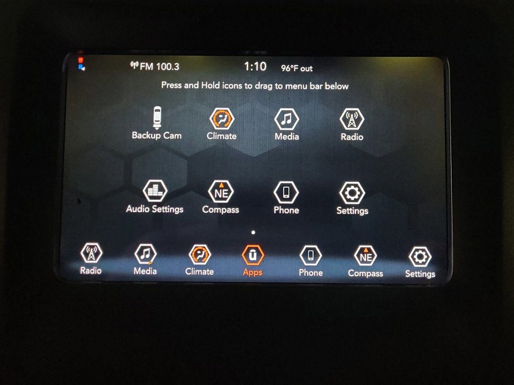 Used 2019 Jeep Cherokee Latitude Plus FWD image 25
