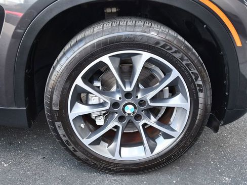 Used 2014 BMW X5 xDrive35d image 62