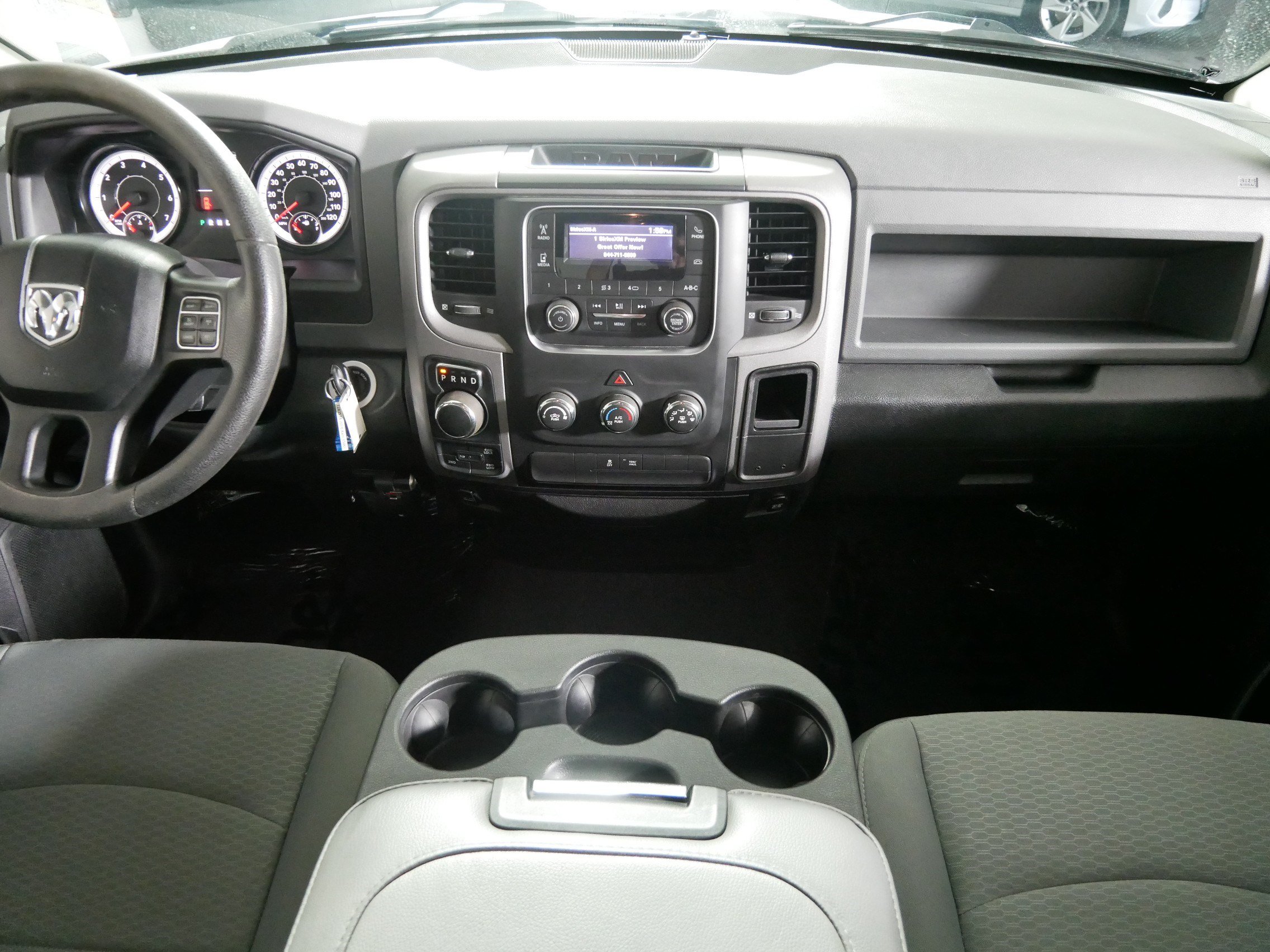 Used 2016 RAM 1500 Express AWD/4WD image 10