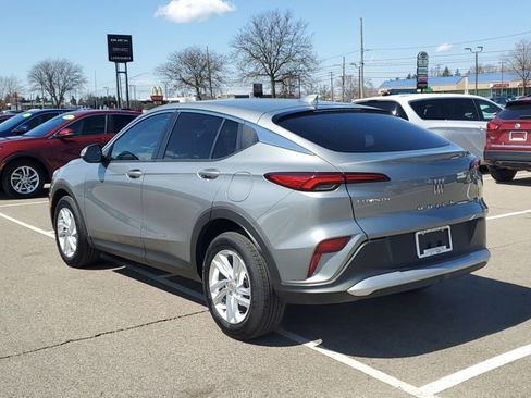 Certified 2025 Buick Envista Preferred w/ Convenience II Package FWD image 5