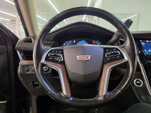 Used 2016 Cadillac Escalade ESV Premium AWD/4WD image 11