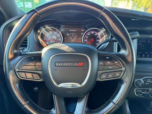 Used 2020 Dodge Charger Police w/ Street Appearance Group image 18