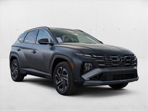 New 2025 Hyundai Tucson Limited image 7