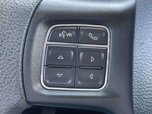 Used 2019 RAM 1500 Classic SLT AWD/4WD image 21
