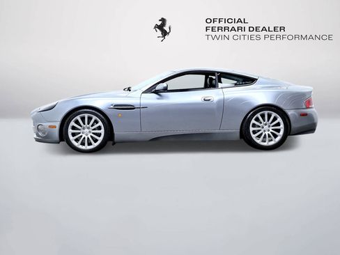 Used 2003 Aston Martin Vanquish image 2