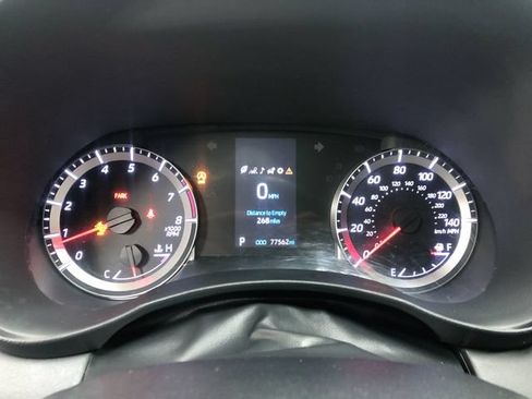 Used 2020 Toyota Highlander LE AWD/4WD image 17