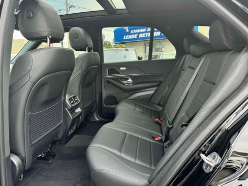 Used 2024 Mercedes-Benz GLE 350 4MATIC image 11