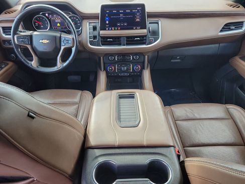Used 2021 Chevrolet Suburban High Country image 16