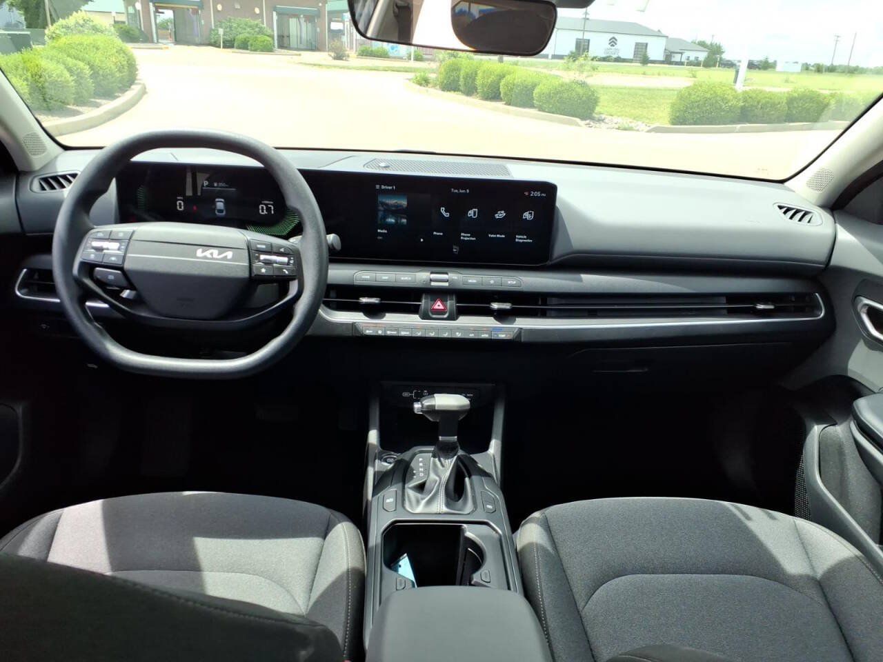 Used 2025 Kia K4 FWD image 8