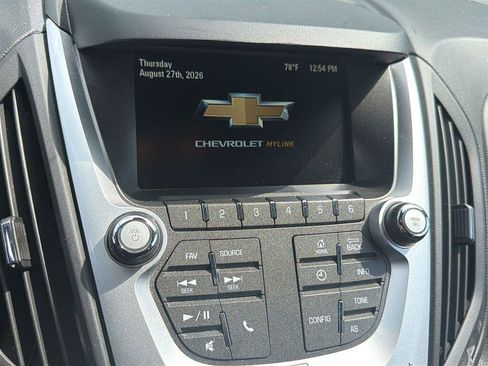 Used 2017 Chevrolet Equinox LT w/ Convenience Package AWD/4WD image 16