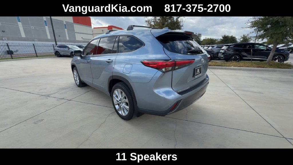 Used 2021 Toyota Highlander Limited FWD image 7