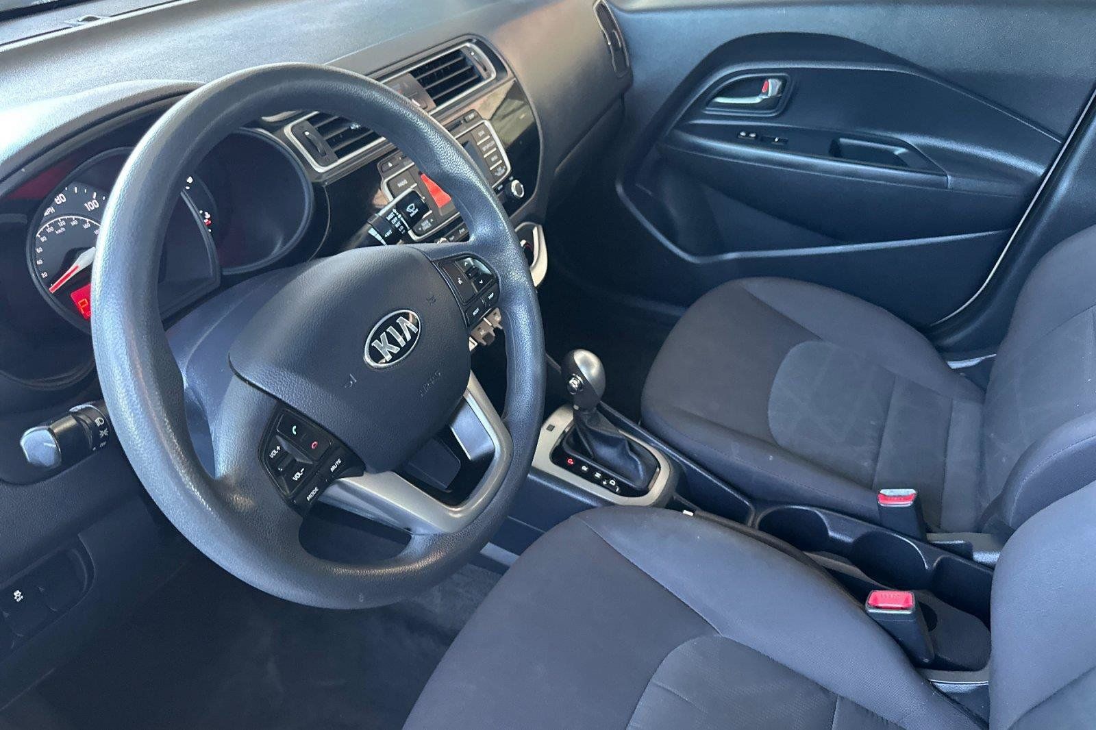 Used 2017 Kia Rio LX w/ Power Package FWD image 9