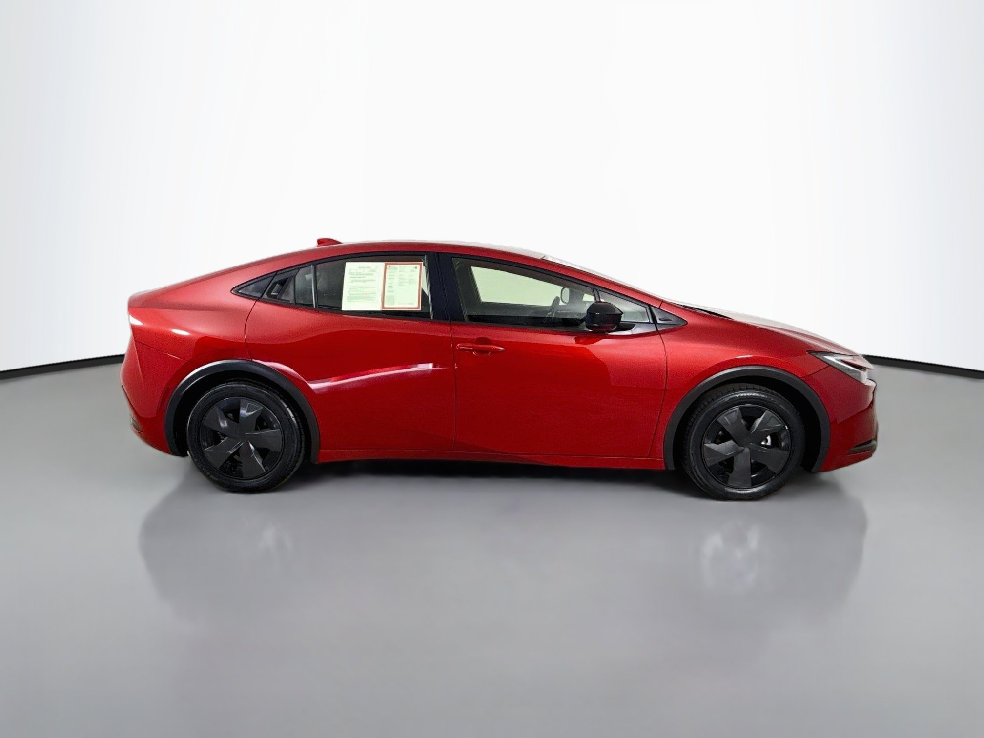 Certified 2025 Toyota Prius LE FWD image 9