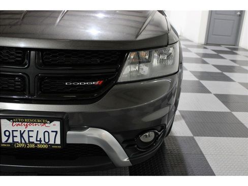 Used 2020 Dodge Journey Crossroad image 8