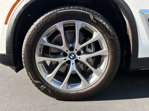 Used 2024 BMW X5 sDrive40i w/ Parking Assistance Package RWD image 13