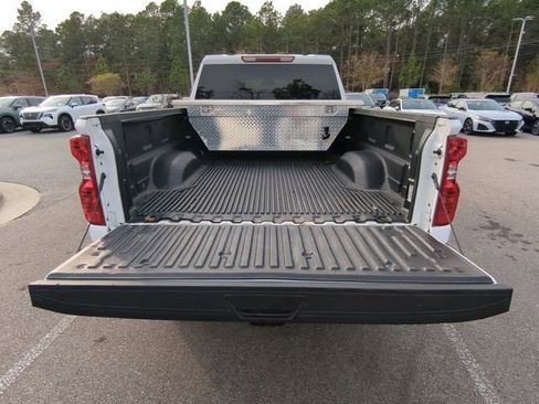 Used 2024 Chevrolet Silverado 2500 Custom w/ Custom Value Package image 33