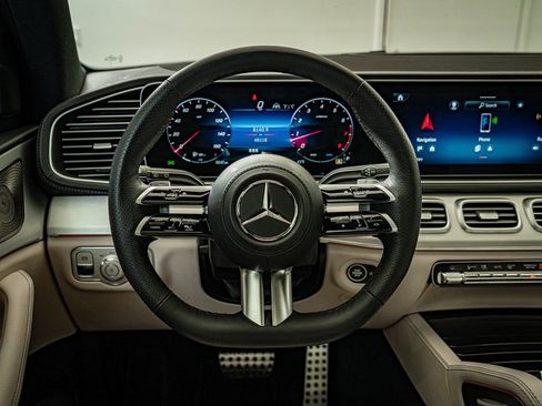 Certified 2024 Mercedes-Benz GLS 450 4MATIC image 32