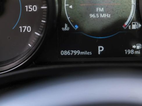 Used 2018 Jaguar F-PACE S image 26