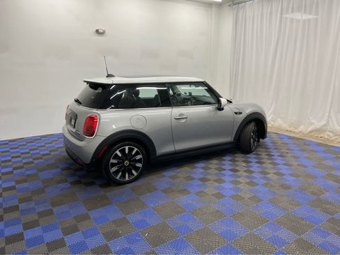 Used 2024 MINI Cooper SE image 11