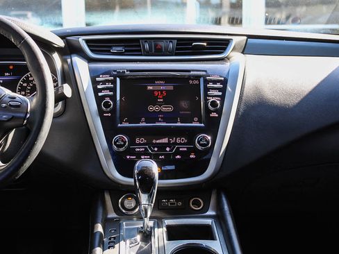 Used 2019 Nissan Murano SV w/ Premium Package FWD image 13