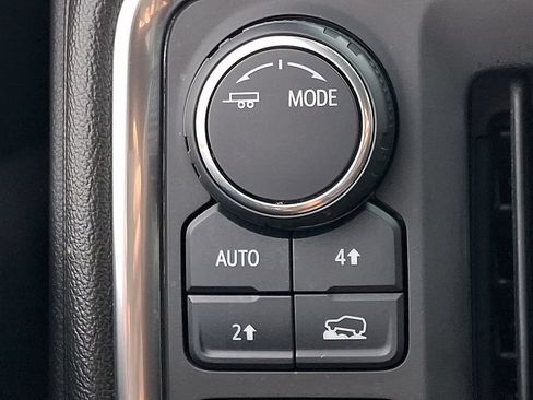 Used 2020 Chevrolet Silverado 1500 LT w/ All-Star Edition AWD/4WD image 25