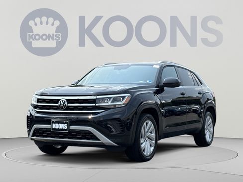 Used 2023 Volkswagen Atlas Cross Sport SE w/ Panoramic Sunroof Package AWD/4WD image 1