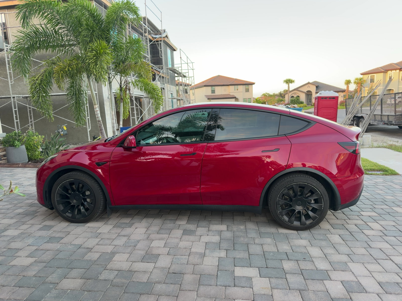 Used 2021 Tesla Model Y Long Range AWD/4WD image 2