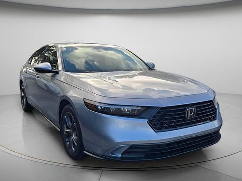 Used 2024 Honda Accord EX image 4