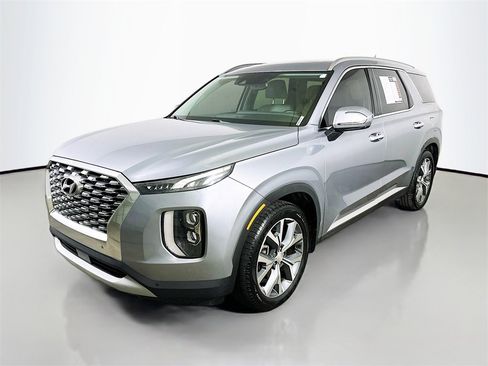 Used 2020 Hyundai Palisade SEL w/ Premium Package image 3