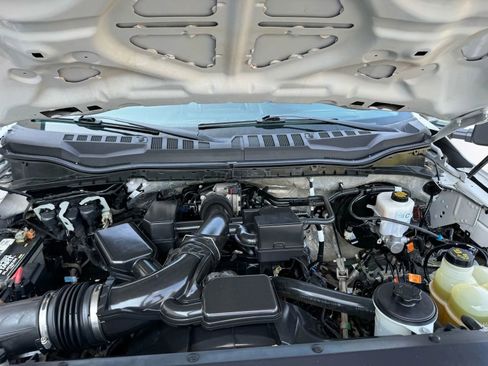 Used 2021 Ford F250 XL w/ Power Equipment Group image 16