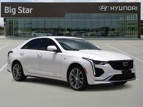 Used 2023 Cadillac CT4 Sport w/ Technology Package AWD/4WD image 6