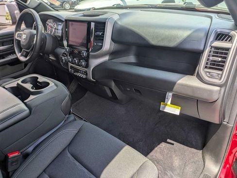 New 2026 RAM 1500 Express AWD/4WD image 33